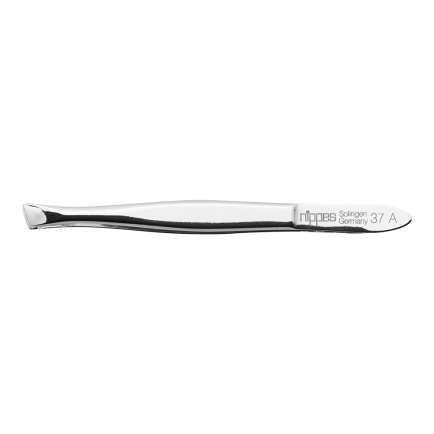 Nippes Pinceta s kosim vrhom 8cm 37A